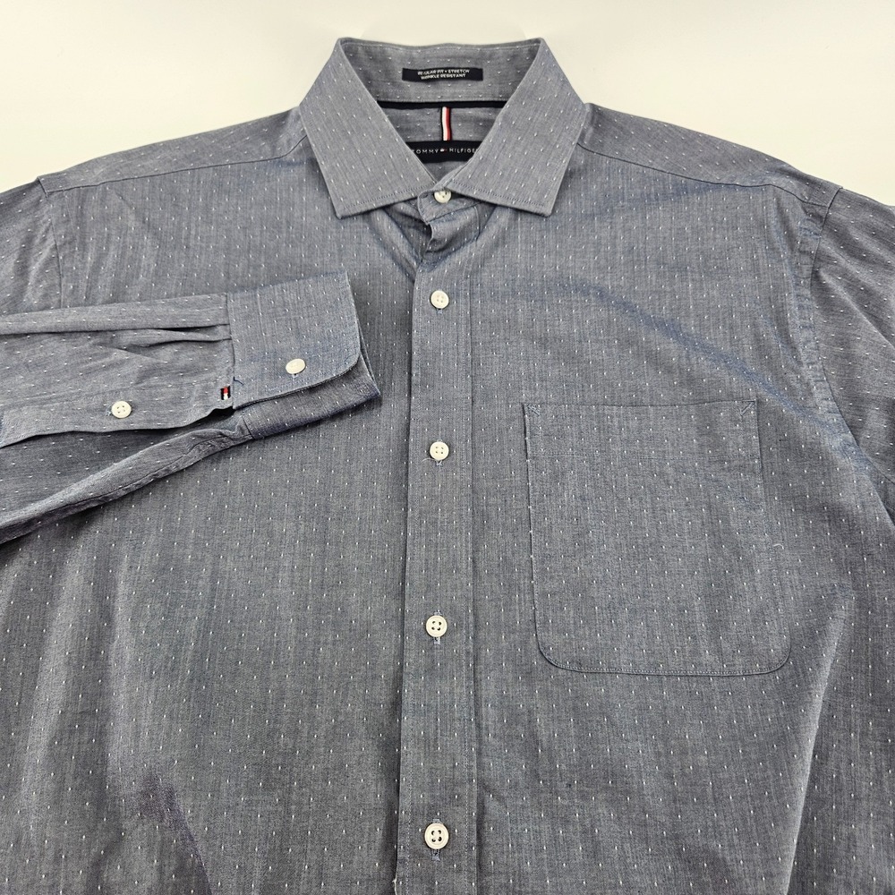 Tommy Hilfiger Mens Medium Regular Fit Blue Plaid Long Sleeve (21x32) A27